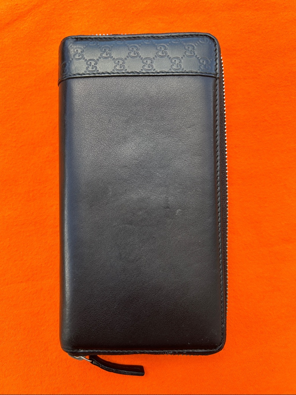 Gucci zip-around wallet